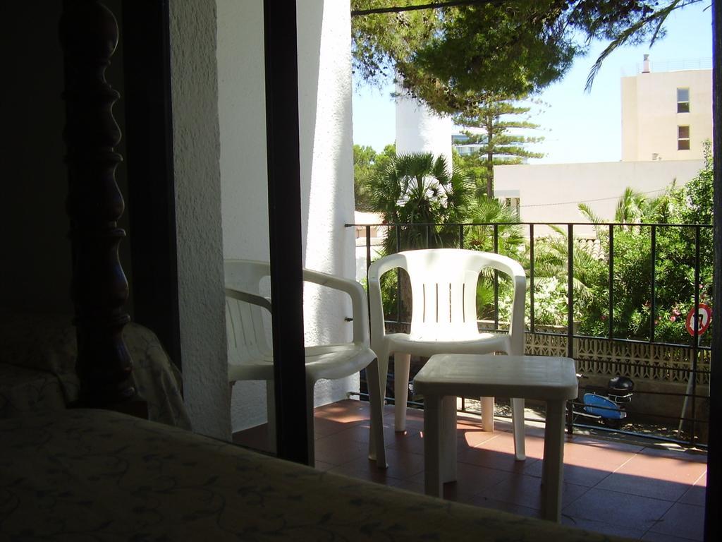 Zhimbad B&B By The Sea Cala Ratjada  Ruang foto
