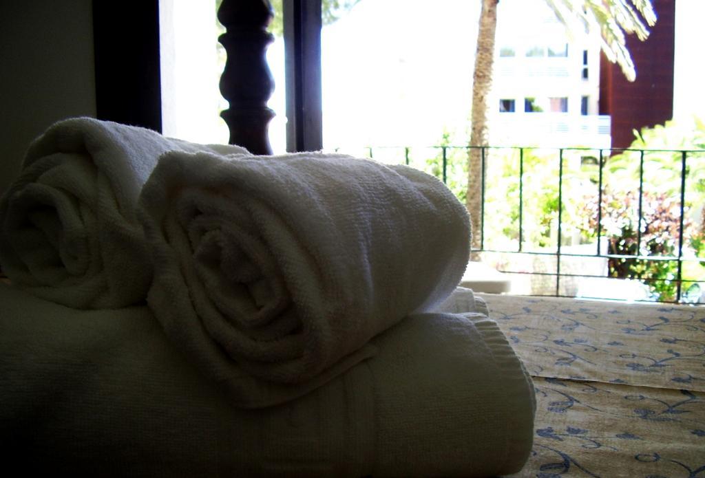 Zhimbad B&B By The Sea Cala Ratjada  Ruang foto